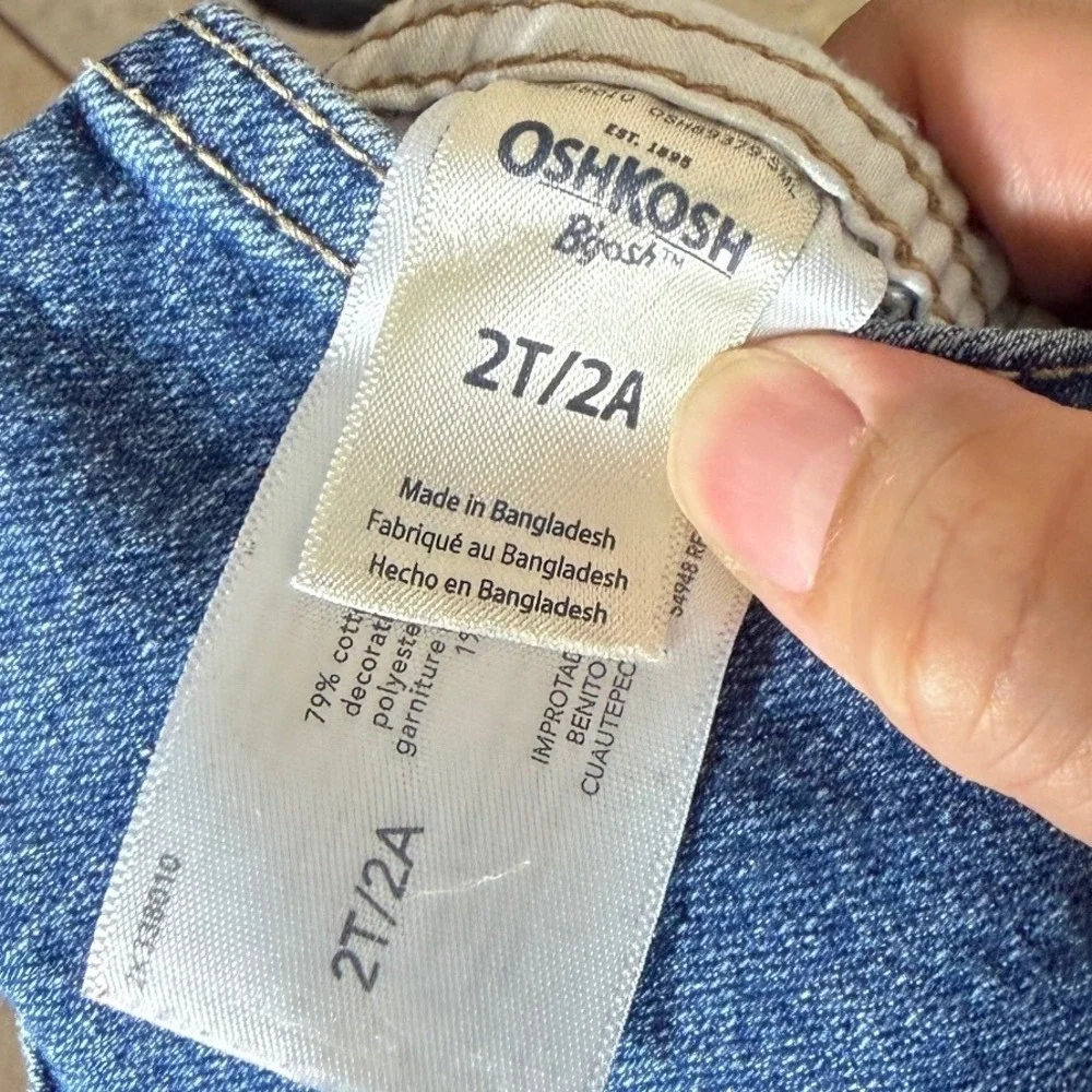 OshKosh Bgosh Kids 2T Blue Denim Floral Trim Bib Overalls Medium Wash